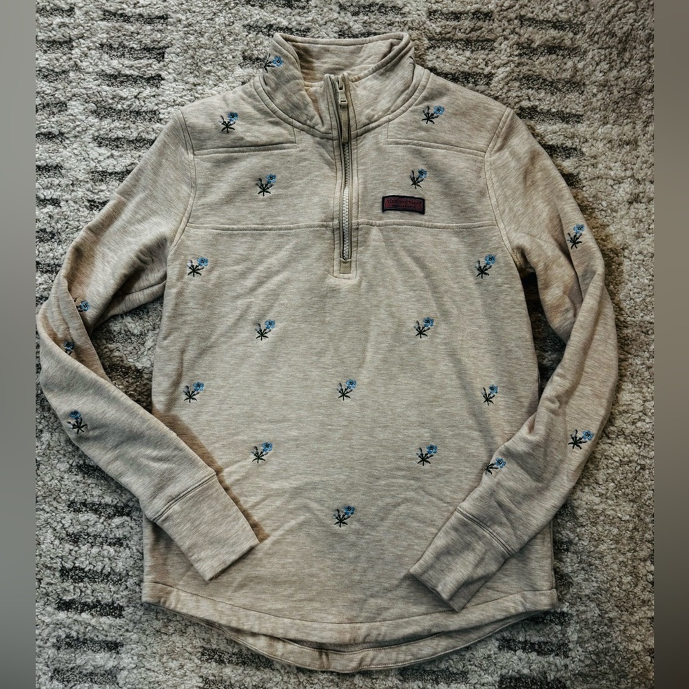 Vineyard Vines Women’s XS Embroidered Flower QuarterZip Pullover - Light Heather